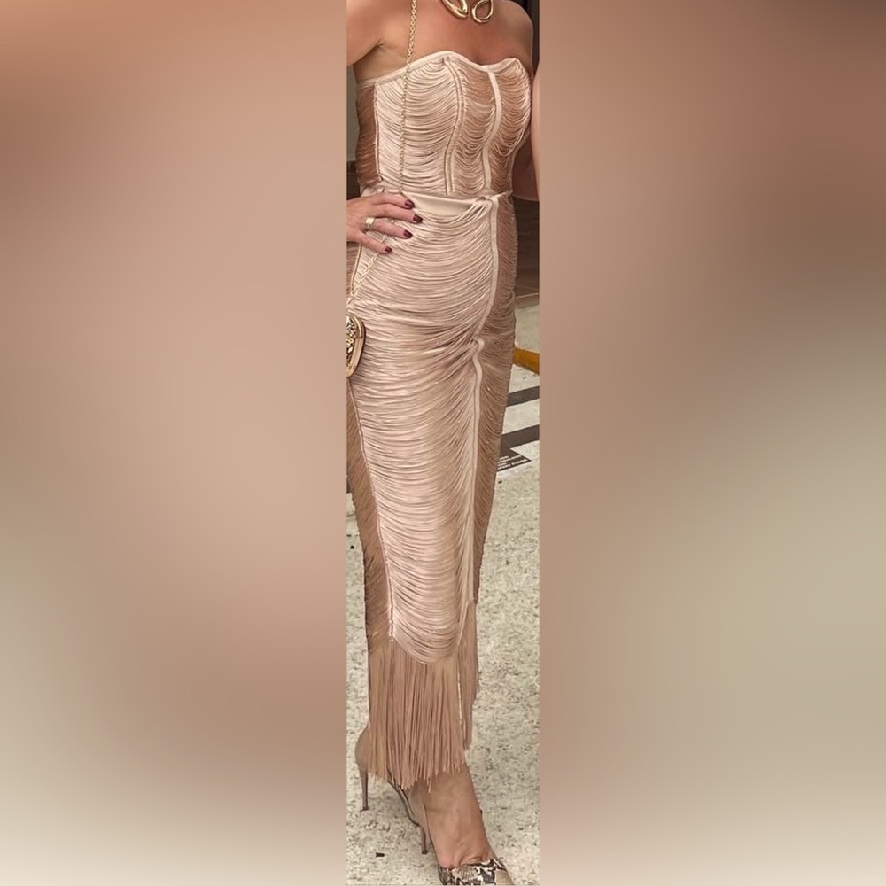 Mid wedding guest dress